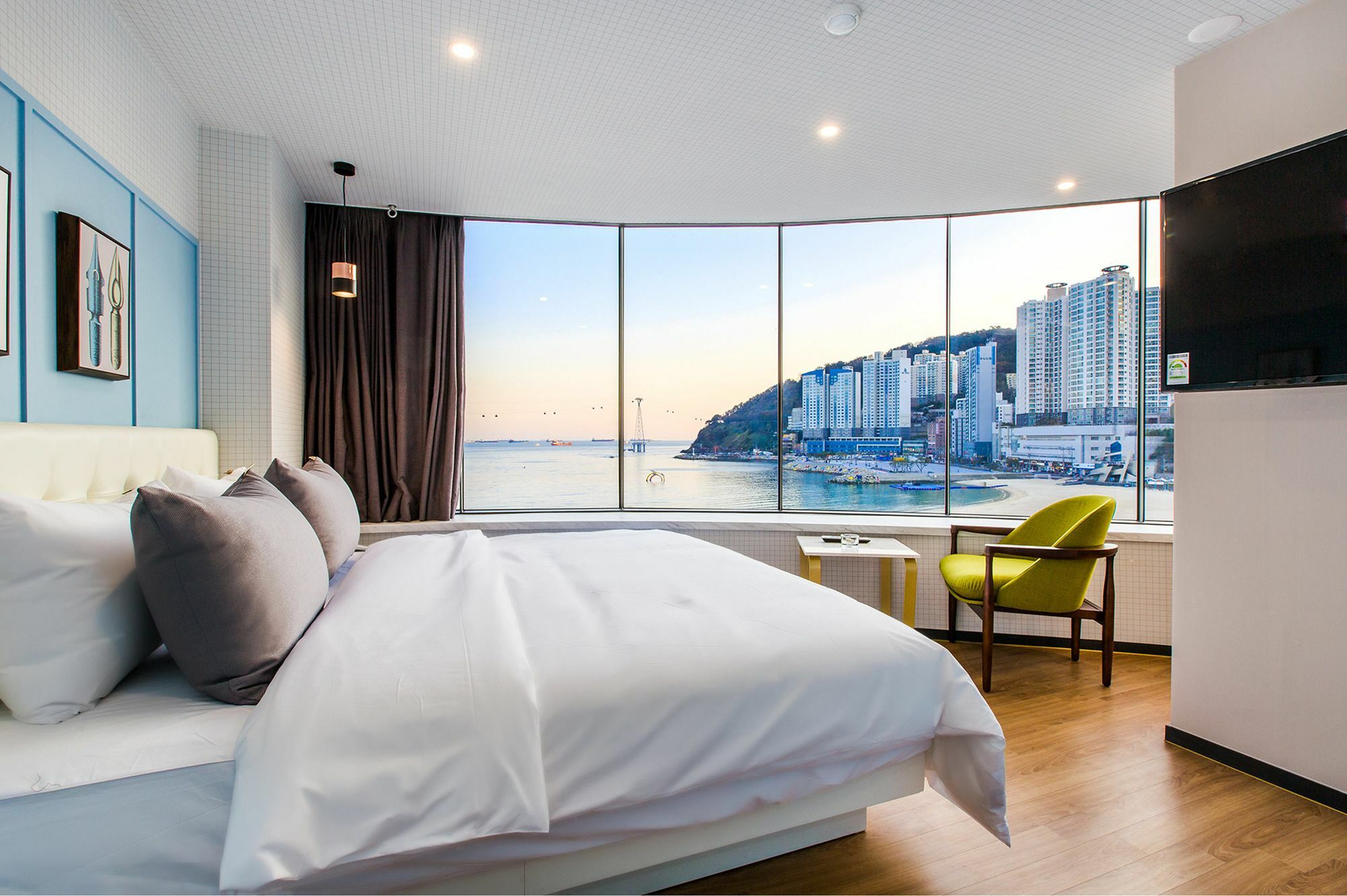 Brown-Dot Hotel Songdo Busan Exteriör bild